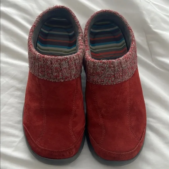 Dansko Mule Suede Comfort Shoes for women. European size 39 or U.S. 8.5.