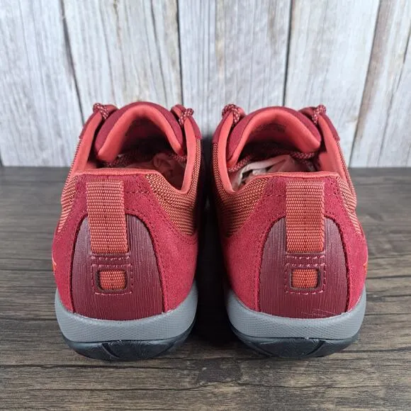 Dansko Paisley Outdoor Waterproof Vibram Sneaker Women's Sz 9.5-10 EU40 Red VGC