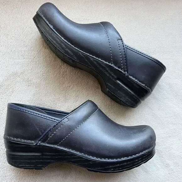 Dansko Professional Clog Shoes Navy Blue Leather Women EU 38 US 7.5 - 8 Comfort