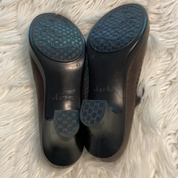 DANSKO Shoes size 41 brown color BNWOT