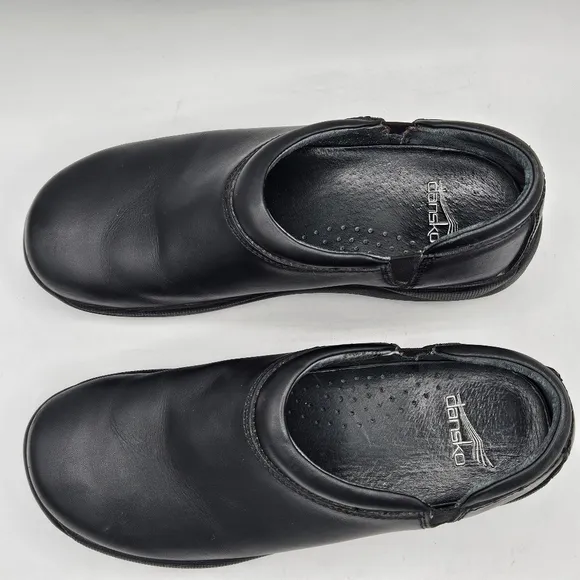 Dansko slip resistant shoes size 41 US size 10.5/11