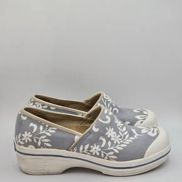 Dansko Vegan volly floral shoes size 38 US size 7.5 -8