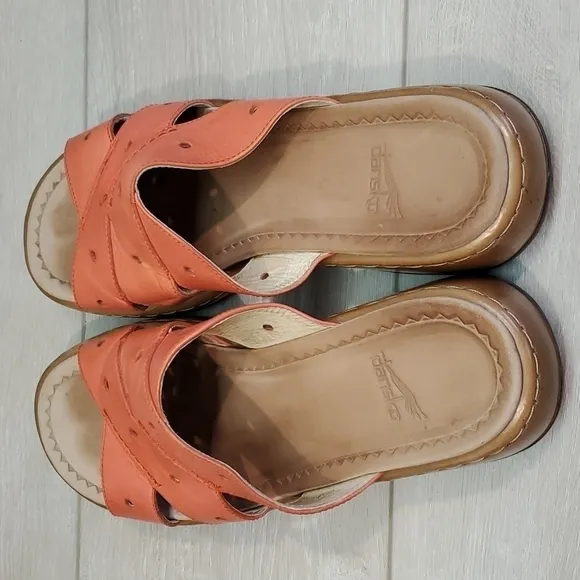 Dansko Women Leather Comfort Crisscross Straps Sandals shoes sz 38 US 7.5-8