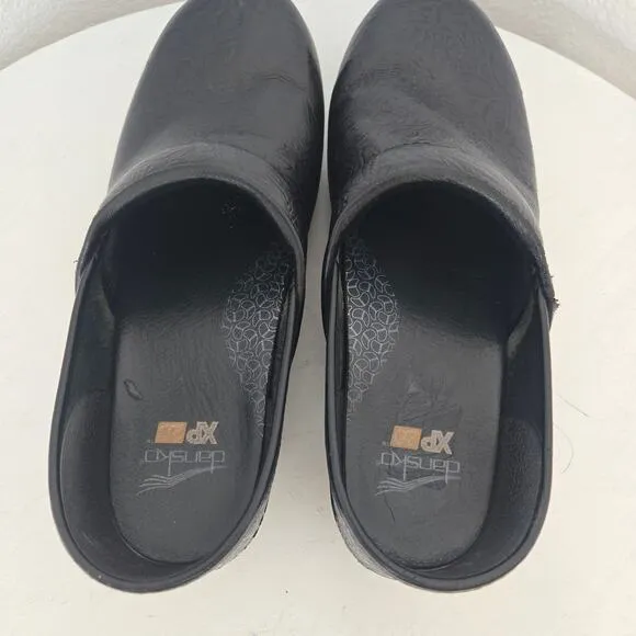 Dansko Women's Black XP 2.0 Floral Embossed Leather Clogs Slip Resistant Size 41