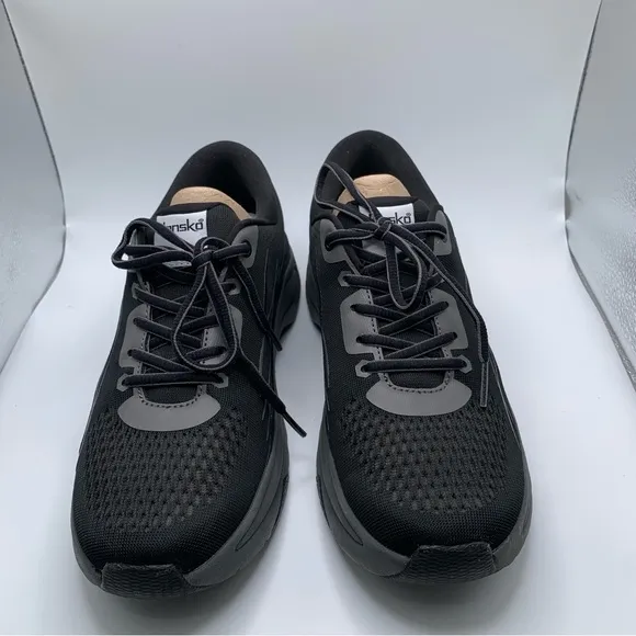 Dansko Women's Size 40 US 9.5-10 Pace Mesh Walking Shoes Black/Grey 2249