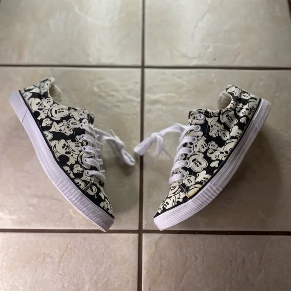 Disney rare Mickey Mouse all over shoes