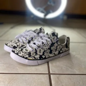 Disney rare Mickey Mouse all over shoes
