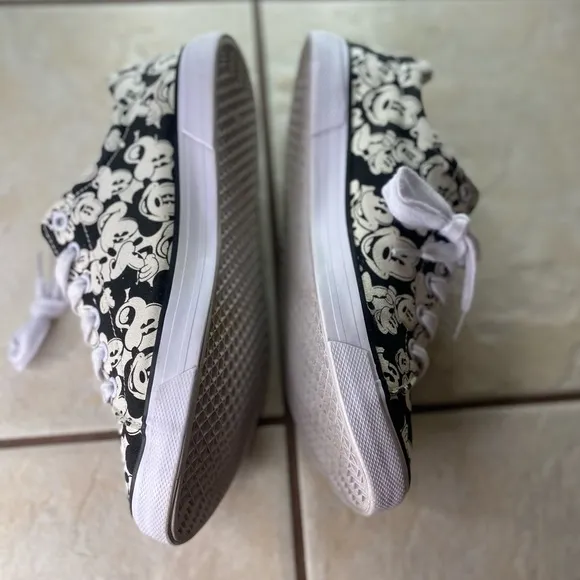 Disney rare Mickey Mouse all over shoes