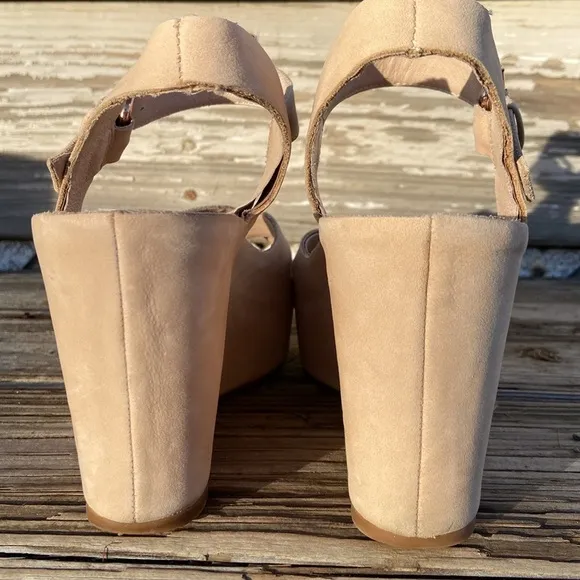 Dolce Vita Sandals Eileen Wedge Women's Size 8.5