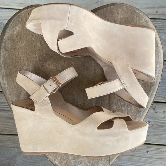 Dolce Vita Sandals Eileen Wedge Women's Size 8.5