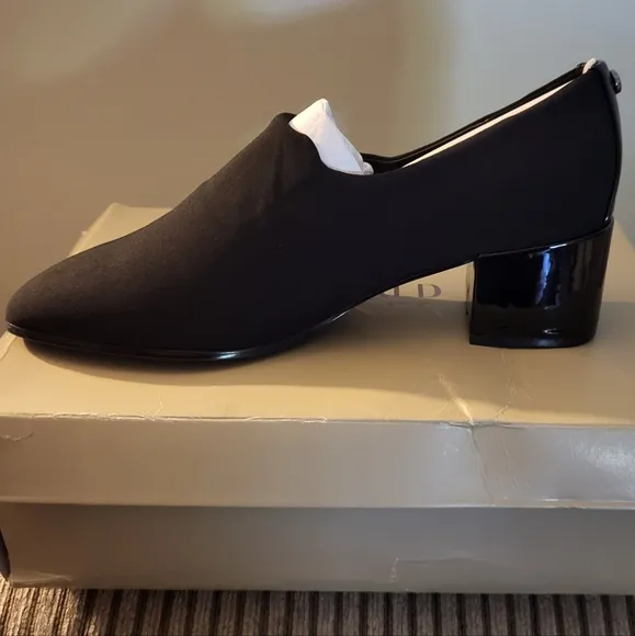 🖤Donald Pliner Comfort Block Heel Shoes