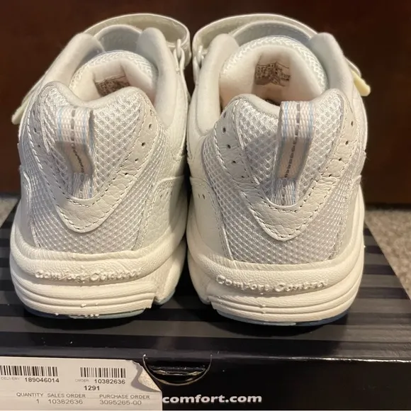 Dr Comfort White Leather Walking Shoe Men's 9 with Custom Orthotics. NEW IN BOX