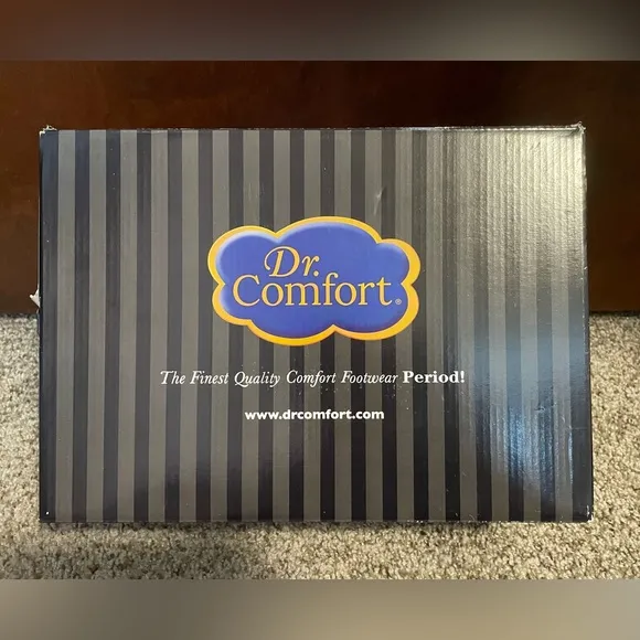 Dr Comfort White Leather Walking Shoe Men's 9 with Custom Orthotics. NEW IN BOX