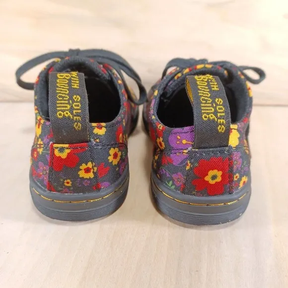 Dr. Doc Martens Air Wair Floral Pattern Flower Print Shoes (Kids Size 9)