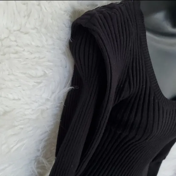 Express Black Ribbed Puff Sleeve Sweater