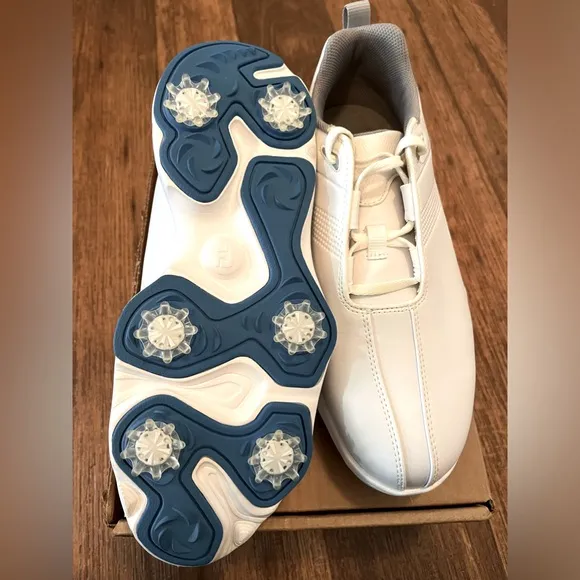 FootJoy Mens eComfort Golf Shoes WHITE  W/Pulsar Cleats Size 8 Wide #1 Golf Shoe