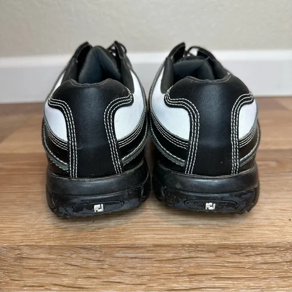 FootJoy Men's Size 8 Contour Series Leather Golf Shoes