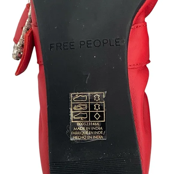FREE PEOPLE Ursa Gemini Red Leather Ballet Flat with Ornate Buckle  Size: 7