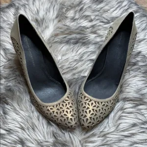 French Connection Shimmer Pump High Heel Shoes sz 10