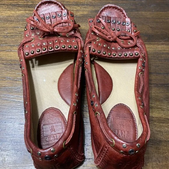Frye reagan studded kiltie loafer moccasin burnt red sz. 7