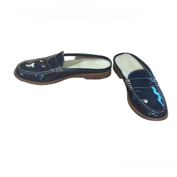 G.H. Bass &amp; Co. Handcrafted leather Weejuns. Size 8M GUC Black Patten slides.