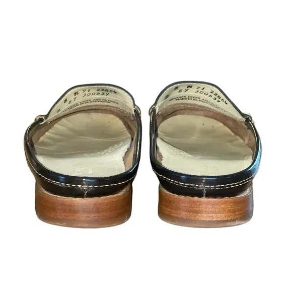 G.H. Bass &amp; Co. Handcrafted leather Weejuns. Size 8M GUC Black Patten slides.