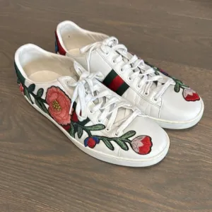 Gucci Women’s Floral Embroidered White Sneakers