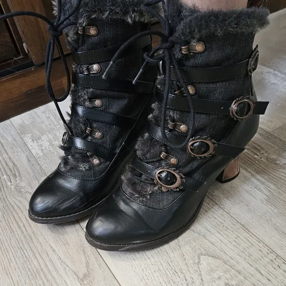 Hades NEPHELE Steampunk Black Vegan Ankle Boots Lace Flame Buckle Tweed Fur