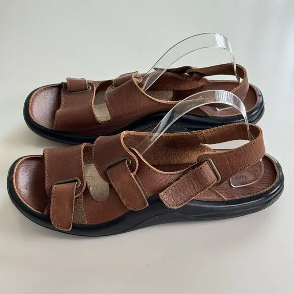 Hammacher Schlemmer Gentlemens Walk On Air Strap Sandals Camel Brown 12