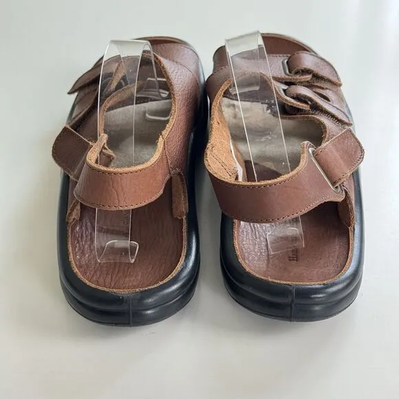 Hammacher Schlemmer Gentlemens Walk On Air Strap Sandals Camel Brown 12