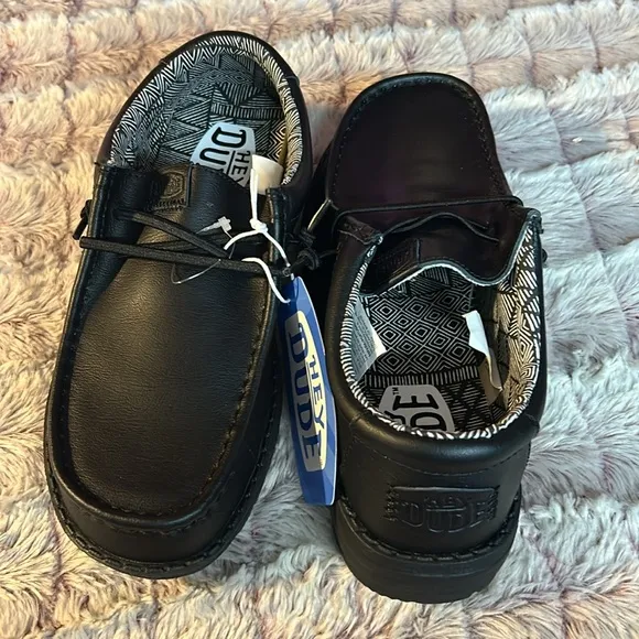 Hey Dude All Black shoes size 5y