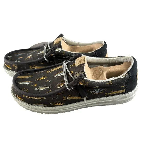 Hey Dude Wally Fish Print Shoes Sz 10 M Casual Comfort Loafers Outdoor Lake Vibe