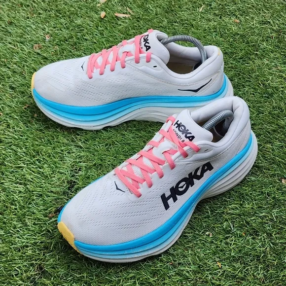 HOKA BONDI 8 - Womens Athletic Shoes - SIZE 8.5D WIDE -** See All Pictures **-