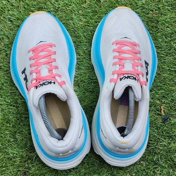 HOKA BONDI 8 - Womens Athletic Shoes - SIZE 8.5D WIDE -** See All Pictures **-