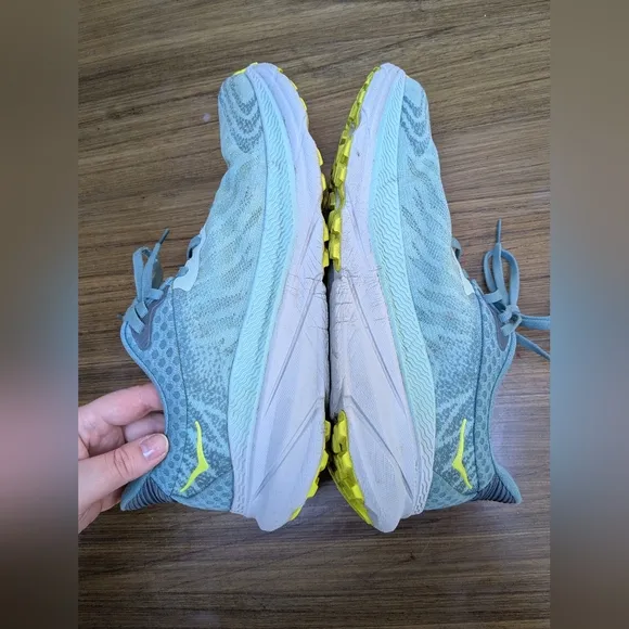 HOKA Challenger ATR 7 Mist Green/Trellis Running Shoes Size 10 Wide