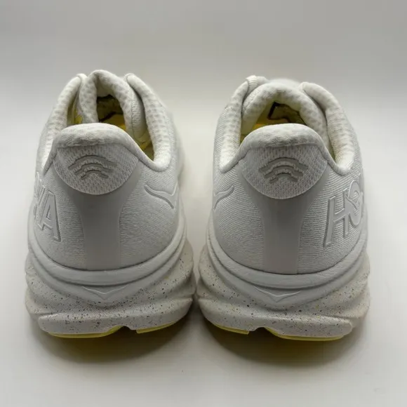 HOKA Men's Clifton 9 Running Shoes Sneakers Size 10B