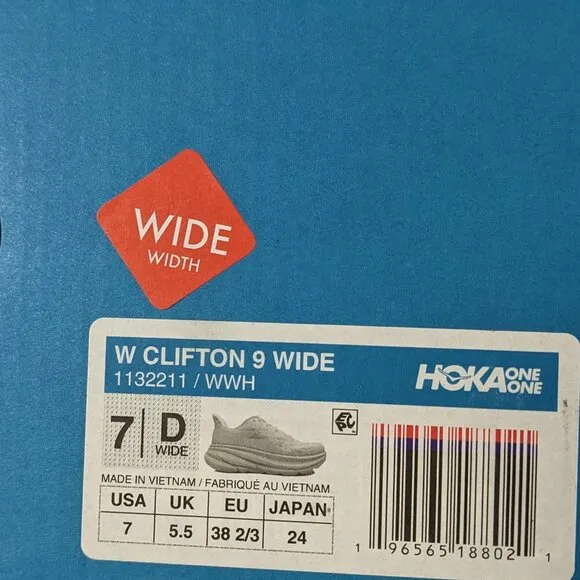 Hoka One One Clifton 9 Running Shoes, White, Women's 7 Wide