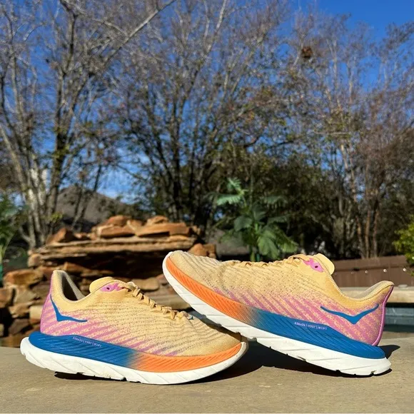 Hoka One One Mach 5 Impala Cyclamen Sneakers 1127894 ICYC - Women’s Size 9B