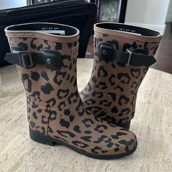Hunter Brown Black Winter Rain Boots with Leopard Print Design Sz 5 waterproof