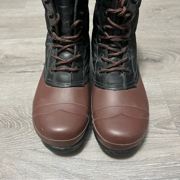 Hunter Quilted Lace Up Waterproof Boots Size 7