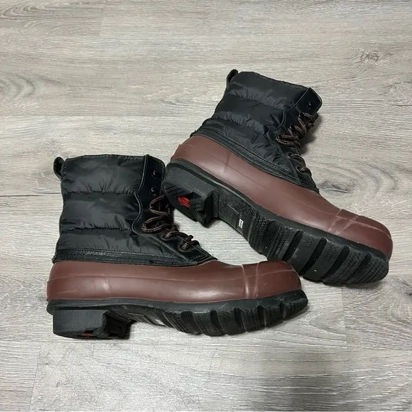 Hunter Quilted Lace Up Waterproof Boots Size 7