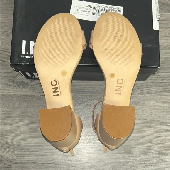 I.N.C. International Concepts Women's Hadwin Scallop Two-Piece Sandals