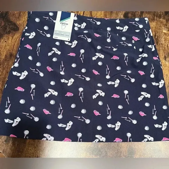 IZOD Golf | ladies golf print skort. Size: 8