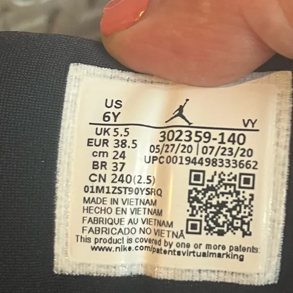 Jordan Athletic Shoes Black and White