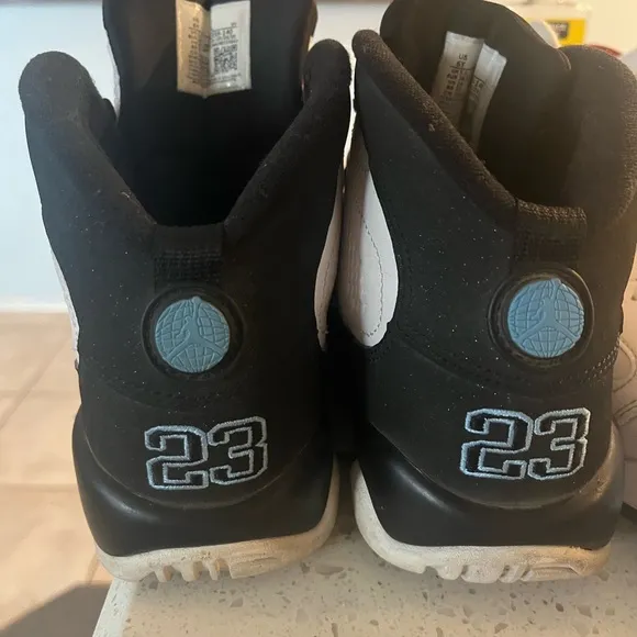 Jordan Athletic Shoes Black and White