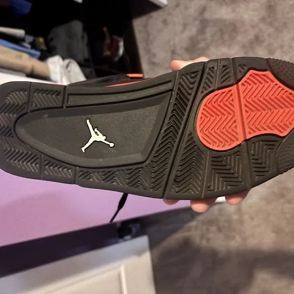 Jordan Black and Red Athletic Shoes with Classic Design