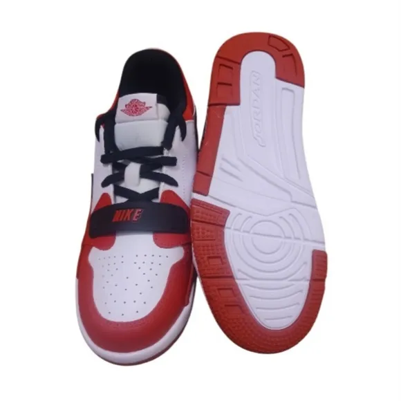 JORDAN Legacy 312 Low, Nike White / Black-GYM Red / CD9055 116/Boys Size 3Y