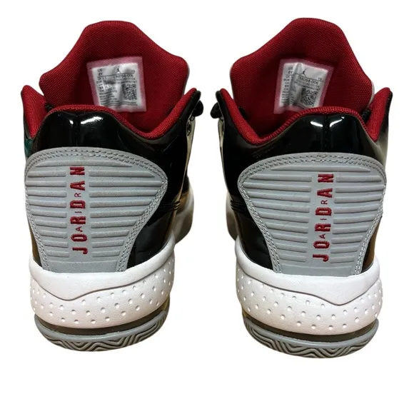 Jordan Max Youth Boy’s Aura 2 'BLACK CEMENT' Shoes Size 4Y
