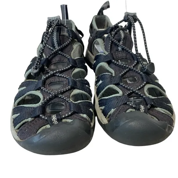 KEEN 100%Waterproof Trail/Walk/Run/Hiker Sandal shoe - Size 7.5