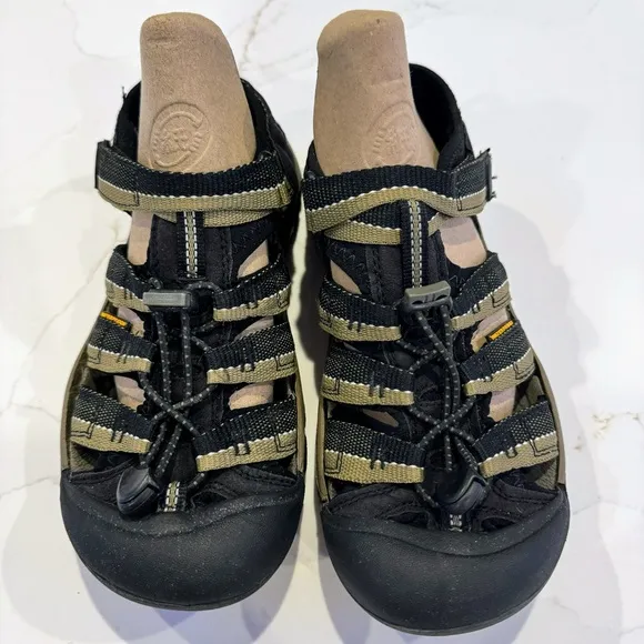 KEEN 9212-BKSG Newport H2 Waterproof Sport Outdoor Bungee Sandals KIDS US Size 5